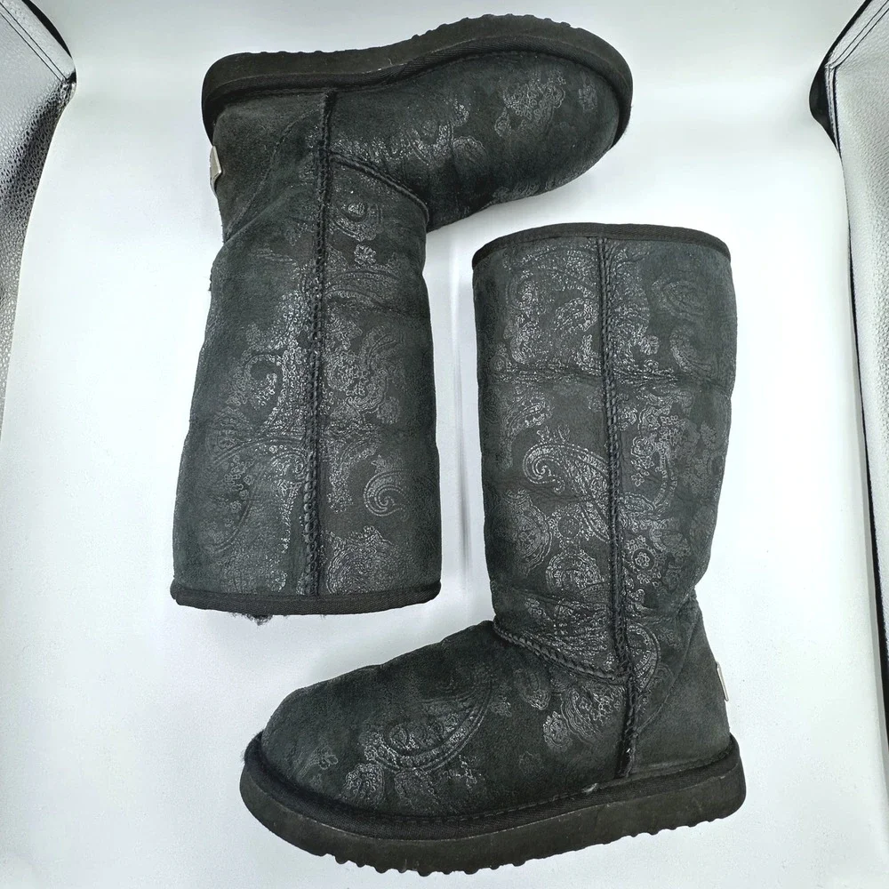 UGG Australia #5852 Black Paisley Classic Tall Metallic Plate Sheepskin Boots W6